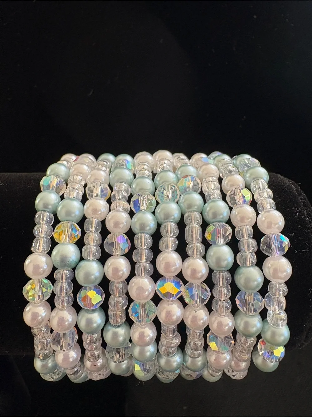 Pearl & Crystal Bracelet in Pale Mint and White